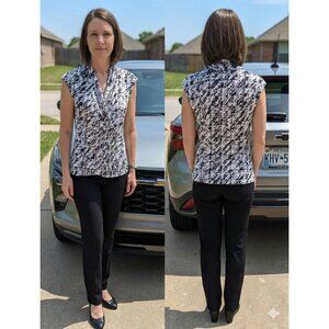 Chaus New York Women's Size M Top Black White Abstract Faux Wrap Sleeveless